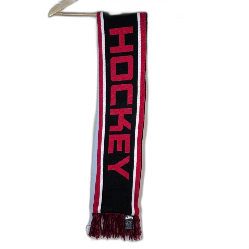Fanatics NWT Calgary Flames Hockey NHL Red Black 2 Sided Knit Scarf with Fringe